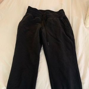 LULULEMON JOGGERS